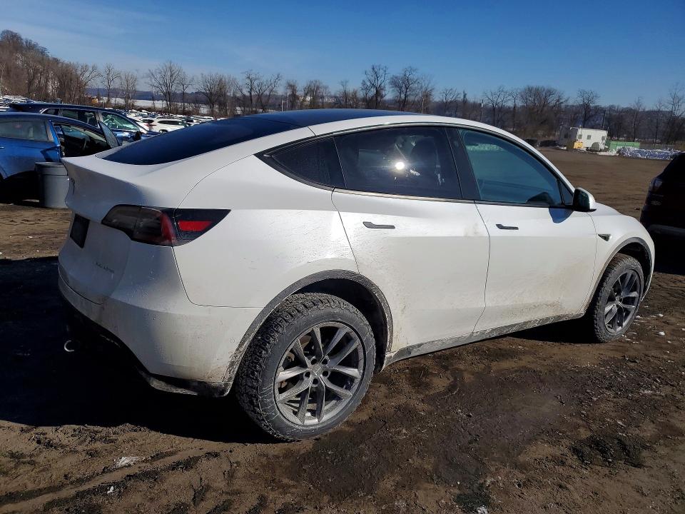 Aukcja sprzedaży 2022 Tesla Model Y, vin: 7SAYGAEE6NF329144, numer aukcji: 75840055