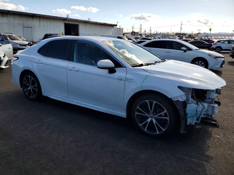 2020 Toyota Camry მანქანა იყიდება აუქციონზე, vin: 4T1G11AK2LU950225, აუქციონის ნომერი: 77771255