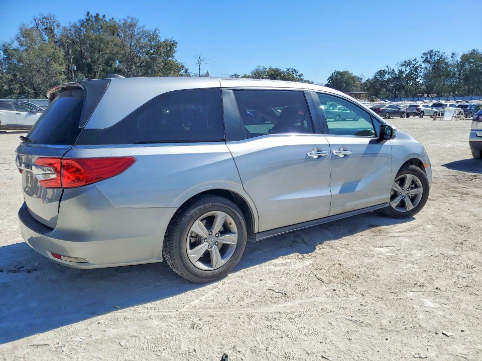 2020 Honda Odyssey მანქანა იყიდება აუქციონზე, vin: 5FNRL6H73LB072366, აუქციონის ნომერი: 75802755