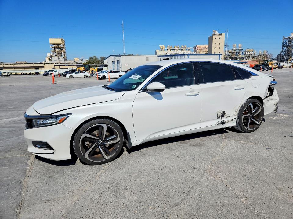 78473345 :رقم المزاد ، 1HGCV1F35JA262762 vin ، 2018 Honda Accord مزاد بيع