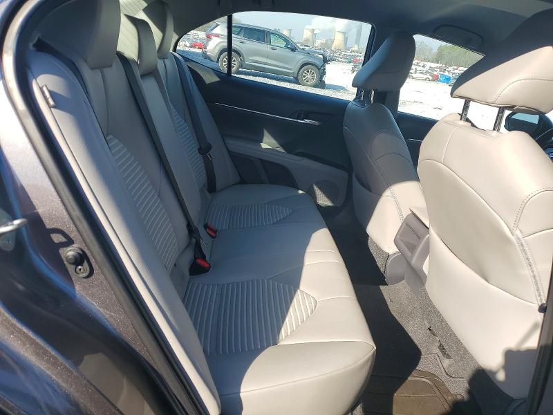 2019 Toyota Camry L მანქანა იყიდება აუქციონზე, vin: 4T1B11HK7KU806975, აუქციონის ნომერი: 76716055