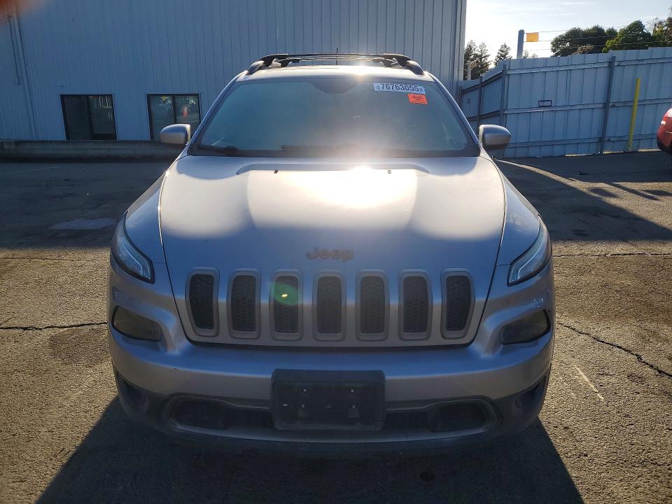 2017 Jeep Cherokee მანქანა იყიდება აუქციონზე, vin: 1C4PJLCB7HW510302, აუქციონის ნომერი: 76763055