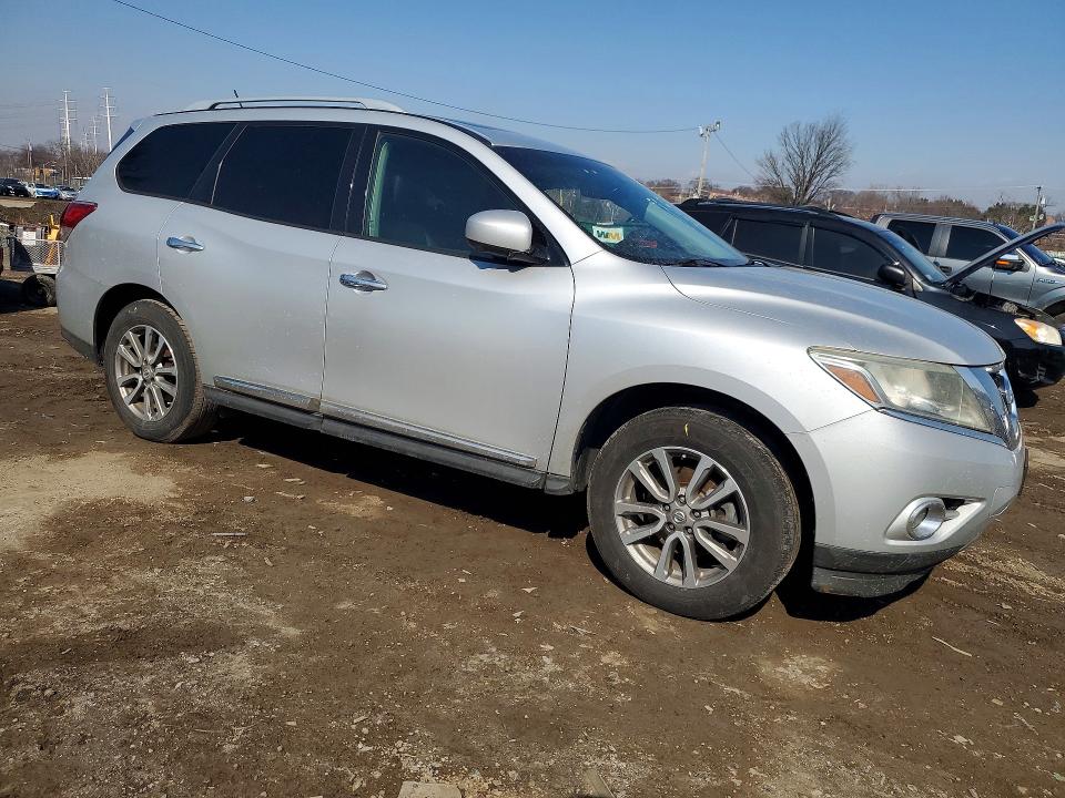 Продажа на аукционе авто 2016 Nissan Pathfinder, vin: 5N1AR2MM5GC652572, номер лота: 79357375