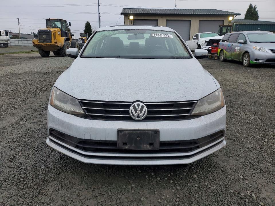Продажа на аукционе авто 2017 Volkswagen Jetta, vin: 3VWDB7AJ1HM247223, номер лота: 76646195