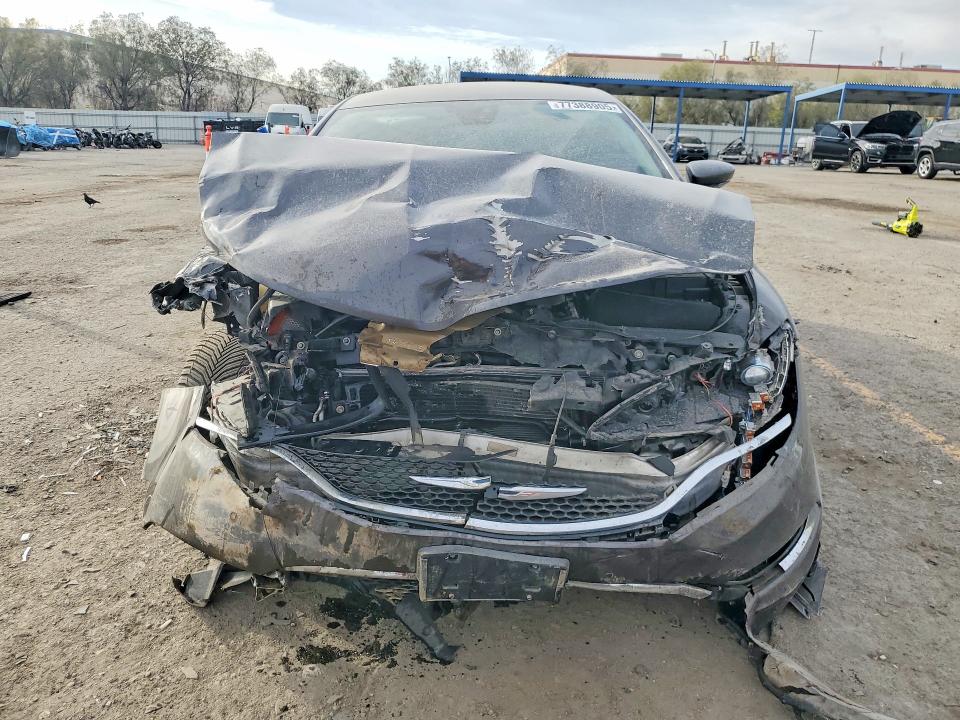 Aukcja sprzedaży 2015 Chrysler 200, vin: 1C3CCCCG3FN510549, numer aukcji: 77388905