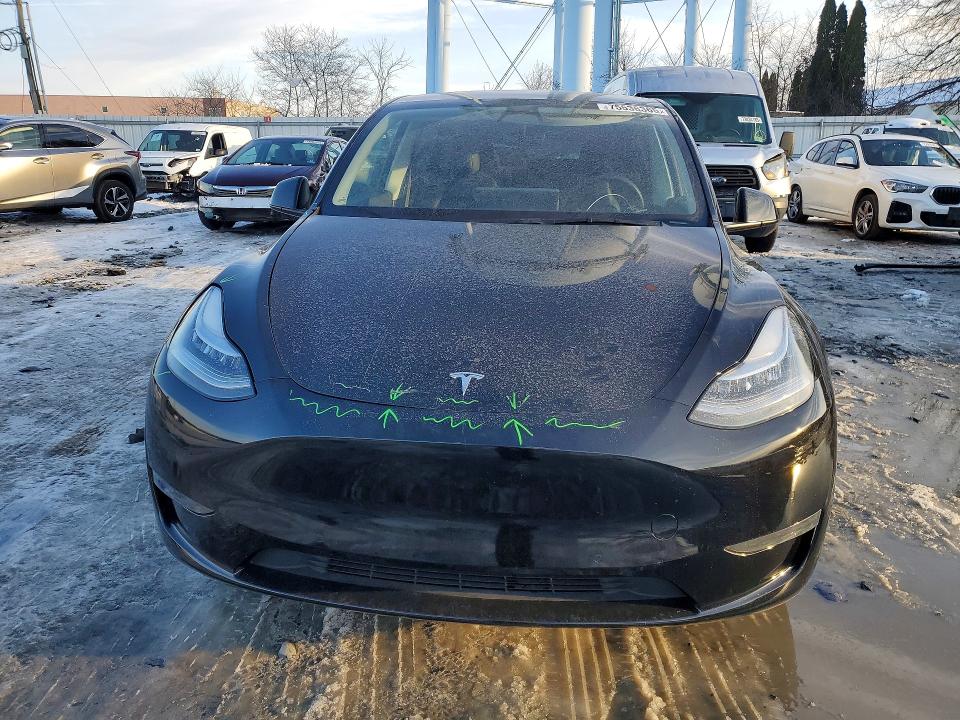 75536365 :رقم المزاد ، 5YJYGDEE0MF209210 vin ، 2021 Tesla Model Y مزاد بيع