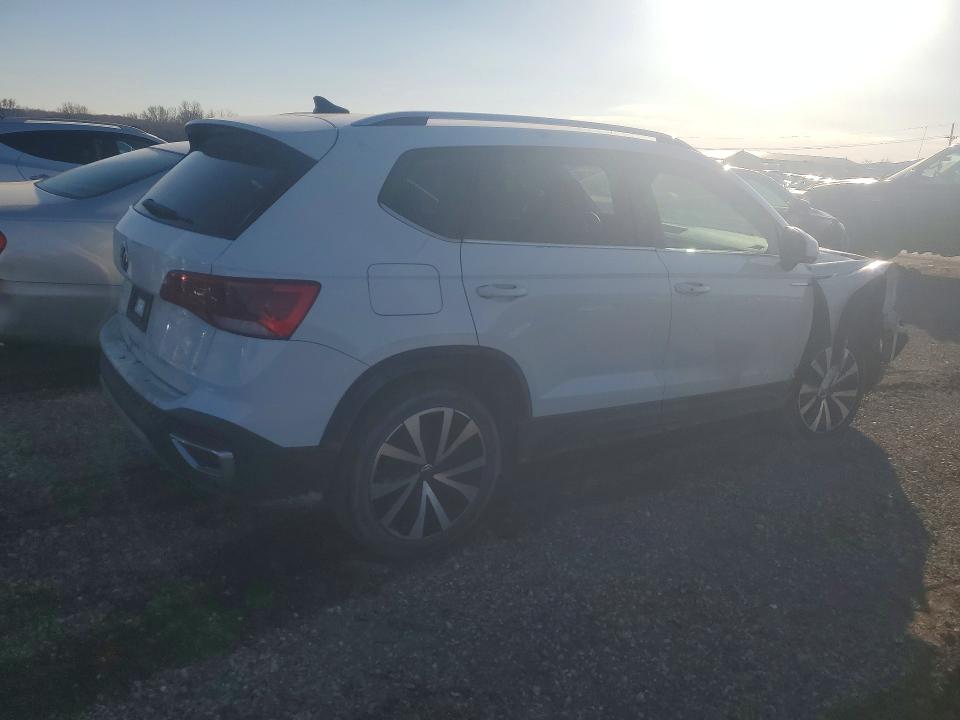 Продажа на аукционе авто 2024 Volkswagen Taos, vin: 3VVSX7B20RM031207, номер лота: 76443355