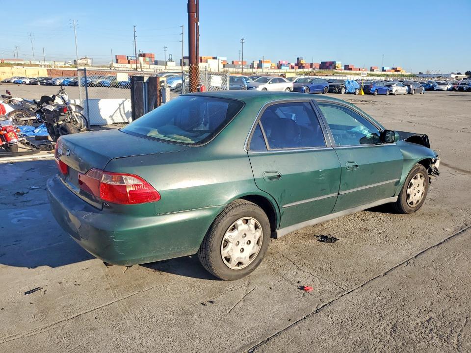 Продажа на аукционе авто 1998 Honda Accord, vin: 1HGCG5643WA076753, номер лота: 78376575