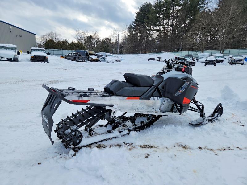77871415 :رقم المزاد ، 2BPSUBNA1NV000250 vin ، 2022 Ski Snowmobile مزاد بيع
