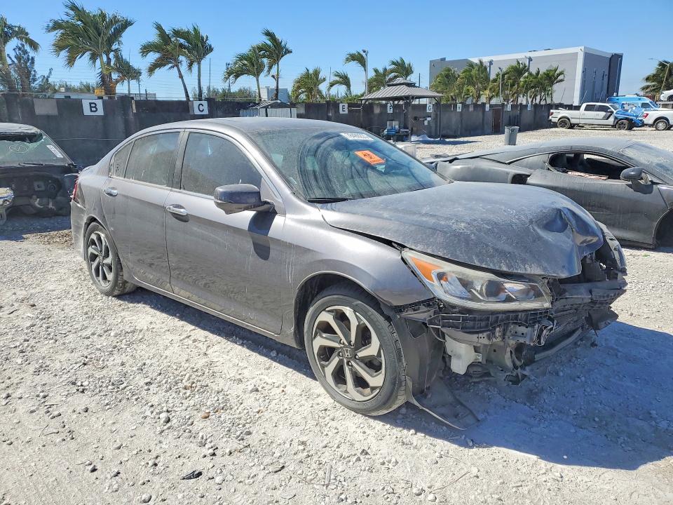 78489225 :رقم المزاد ، 1HGCR2F84GA096457 vin ، 2016 Honda Accord مزاد بيع
