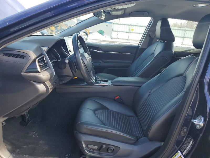 76705755 :رقم المزاد ، 4T1G11AK4NU709401 vin ، 2022 Toyota Camry مزاد بيع