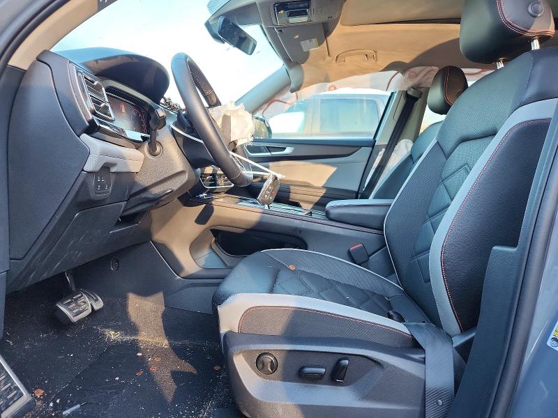 75369295 :رقم المزاد ، 1V2CR2CA8SC572842 vin ، 2025 Volkswagen Atlas مزاد بيع