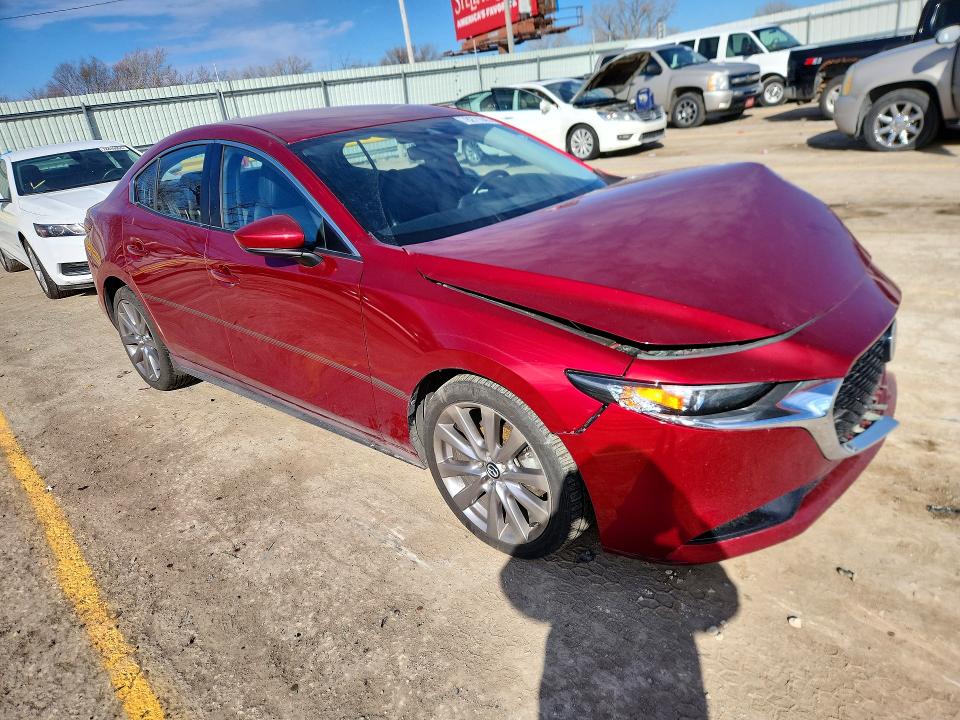 Продаж на аукціоні авто 2019 Mazda 3, vin: JM1BPACLXK1106839, номер лоту: 78271045
