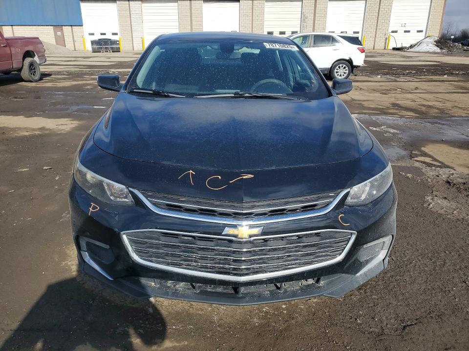 Продаж на аукціоні авто 2018 Chevrolet Malibu, vin: 1G1ZD5ST5JF159250, номер лоту: 78710825