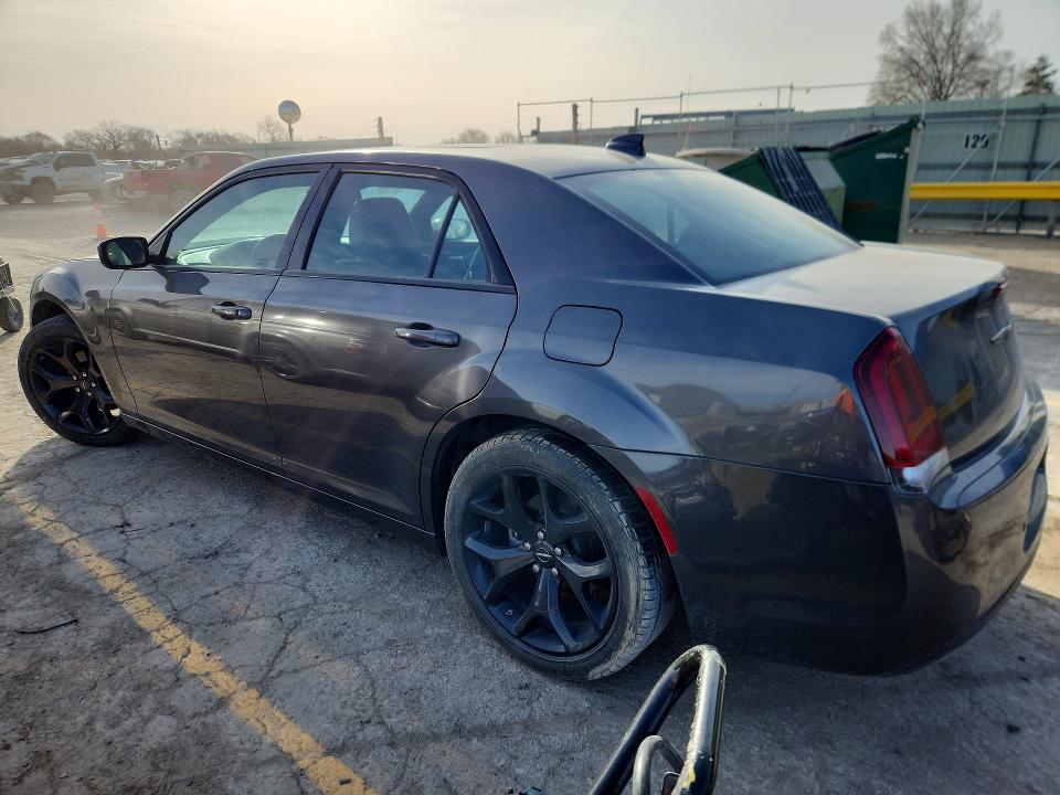 Продаж на аукціоні авто 2022 Chrysler 300, vin: 2C3CCABG8NH206372, номер лоту: 78691645