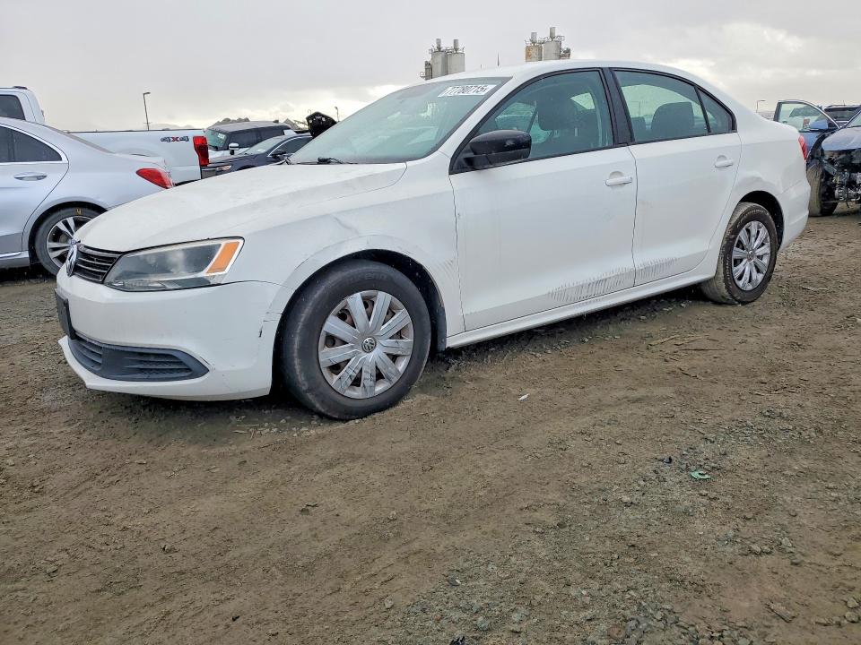 77780715 :رقم المزاد ، 3VW2K7AJ2DM306068 vin ، 2013 Volkswagen Jetta مزاد بيع