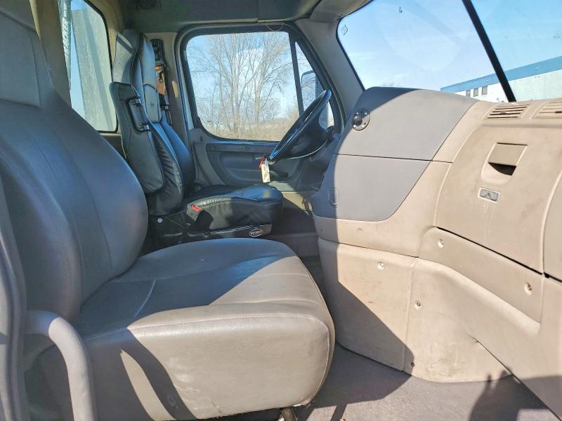 Aukcja sprzedaży 2016 Freightliner Cascadia 1, vin: 1FUBGEDVXGLHC5676, numer aukcji: 77517005