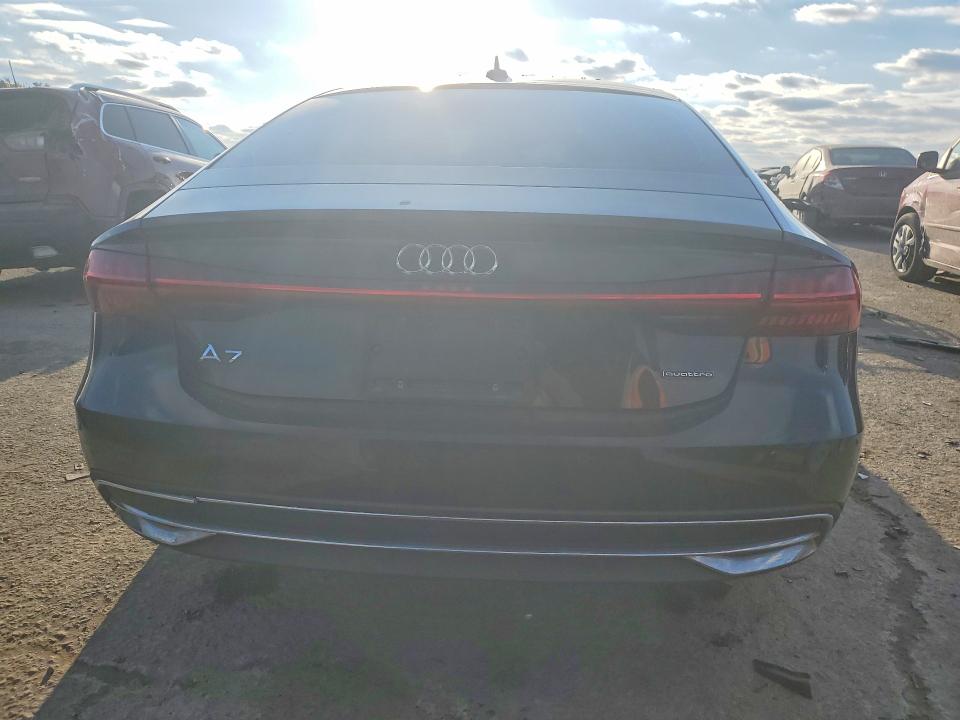 Продаж на аукціоні авто 2021 Audi A7, vin: WAUP2AF22MN075442, номер лоту: 76798785