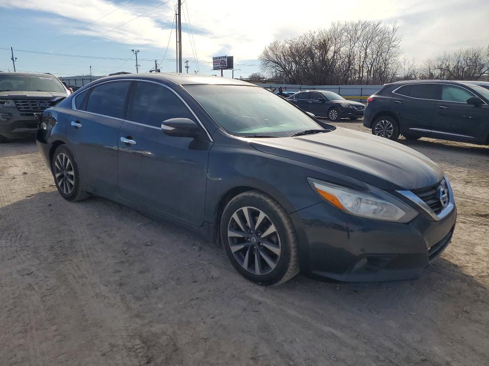 Продажа на аукционе авто 2016 Nissan Altima, vin: 1N4AL3AP7GC268082, номер лота: 75985995