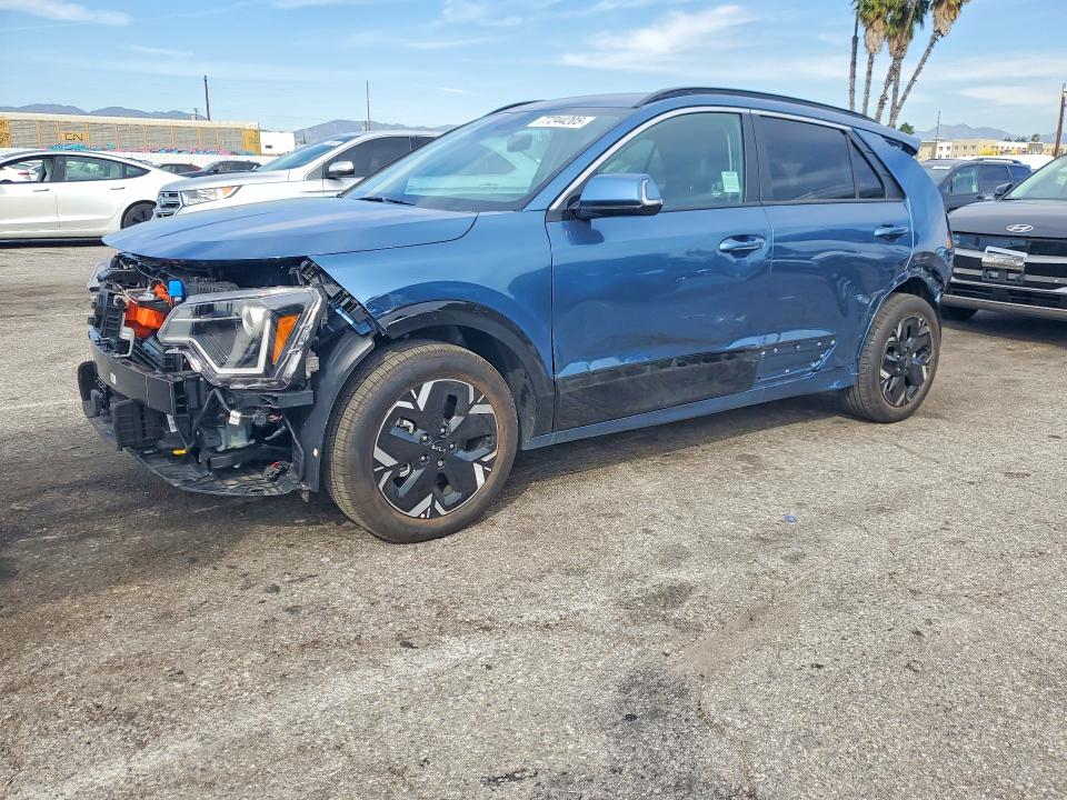 Продажа на аукционе авто 2025 Kia Niro Ev, vin: KNDCR3L11S5144770, номер лота: 77244205