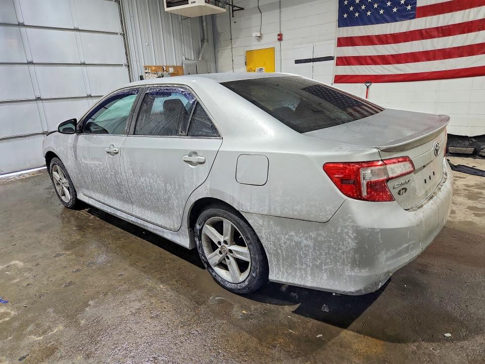 78402365 :رقم المزاد ، 4T1BF1FK5CU024079 vin ، 2012 Toyota Camry مزاد بيع