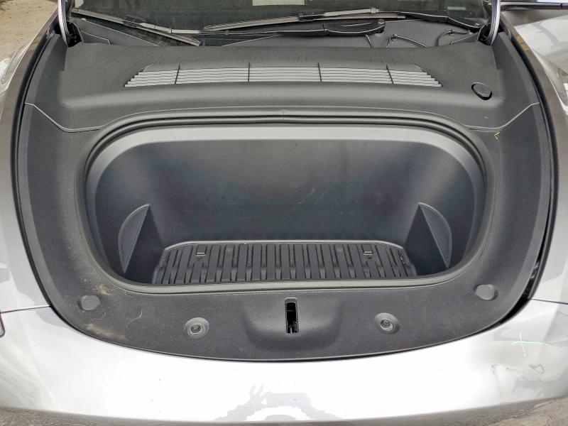 77429445 :رقم المزاد ، 7SAYGDED5RA332516 vin ، 2024 Tesla Model Y مزاد بيع