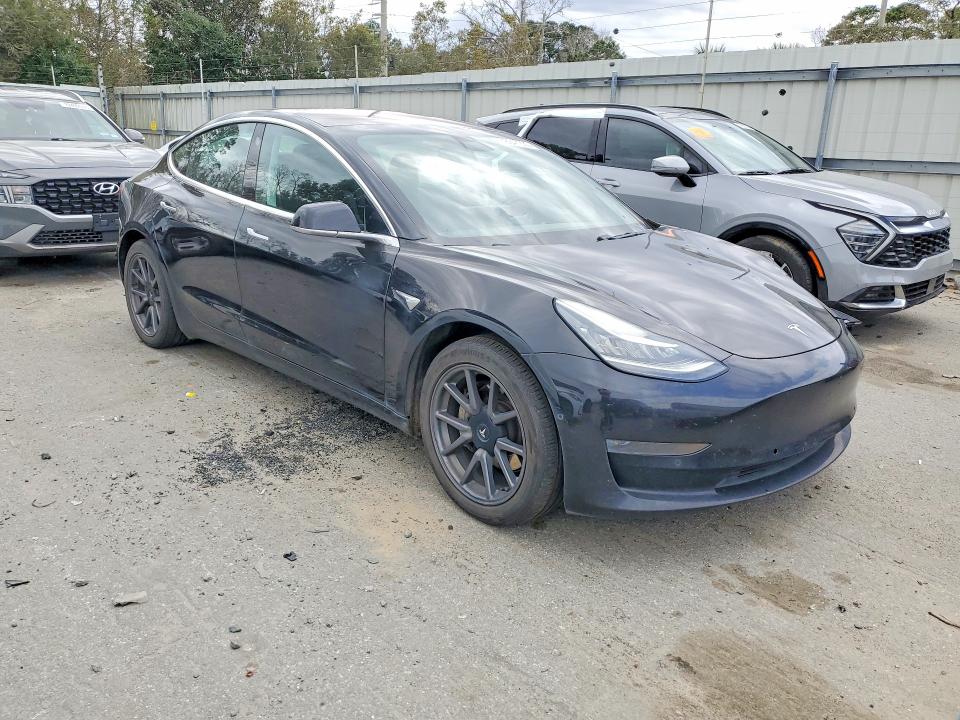 Продаж на аукціоні авто 2018 Tesla Model 3, vin: 5YJ3E1EA1JF070261, номер лоту: 78647335