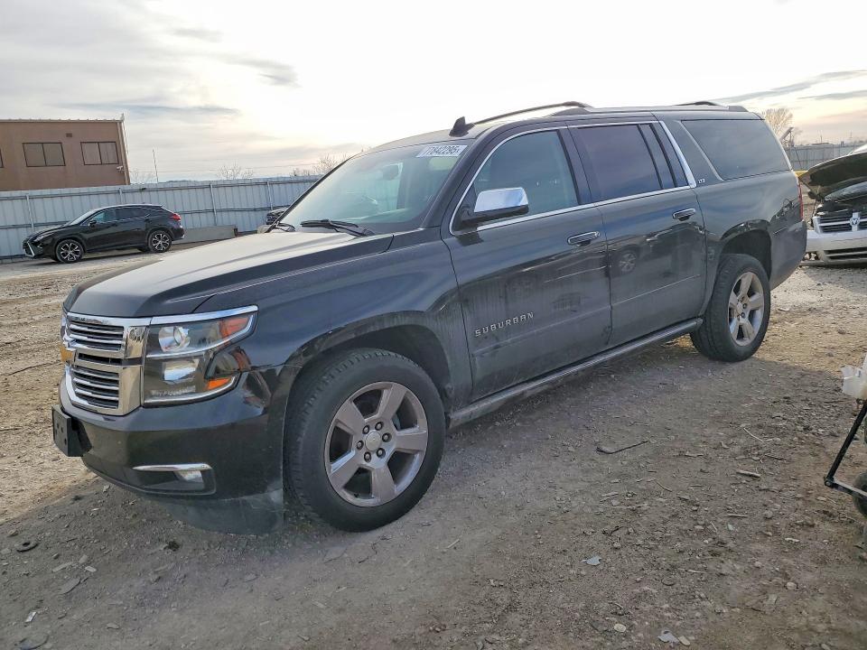 Продаж на аукціоні авто 2016 Chevrolet Suburban, vin: 1GNSKJKC8GR453991, номер лоту: 77842295