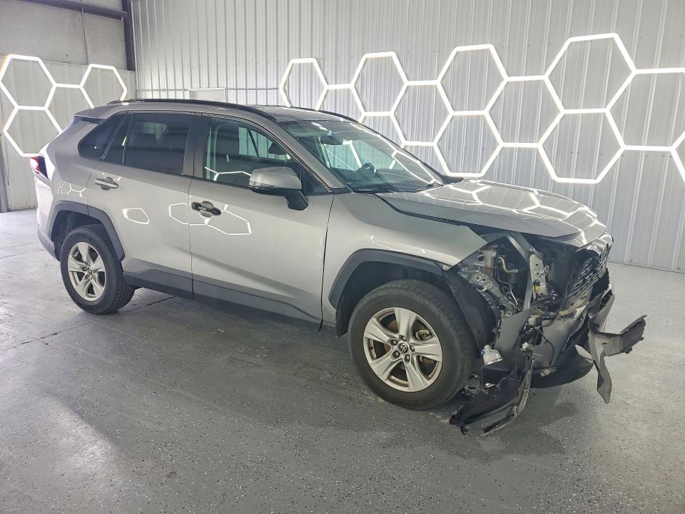 Продажа на аукционе авто 2021 Toyota Rav4, vin: 2T3W1RFV9MC145829, номер лота: 78170385