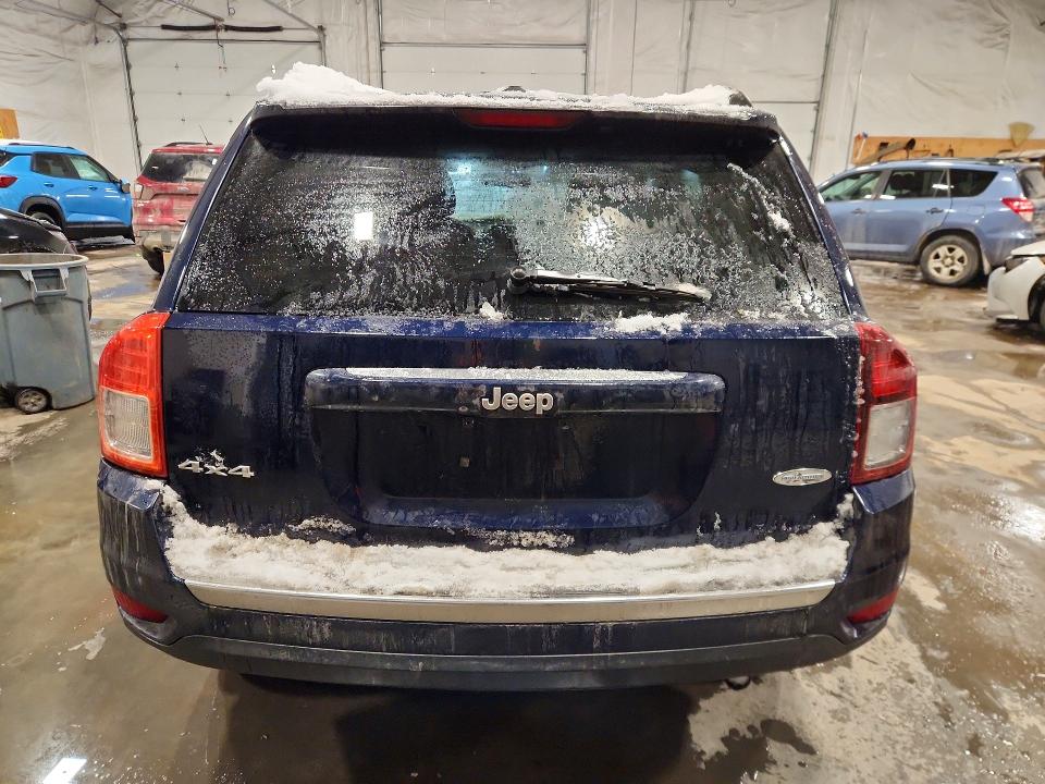 2015 Jeep Compass მანქანა იყიდება აუქციონზე, vin: 1C4NJDEBXFD155421, აუქციონის ნომერი: 75408145