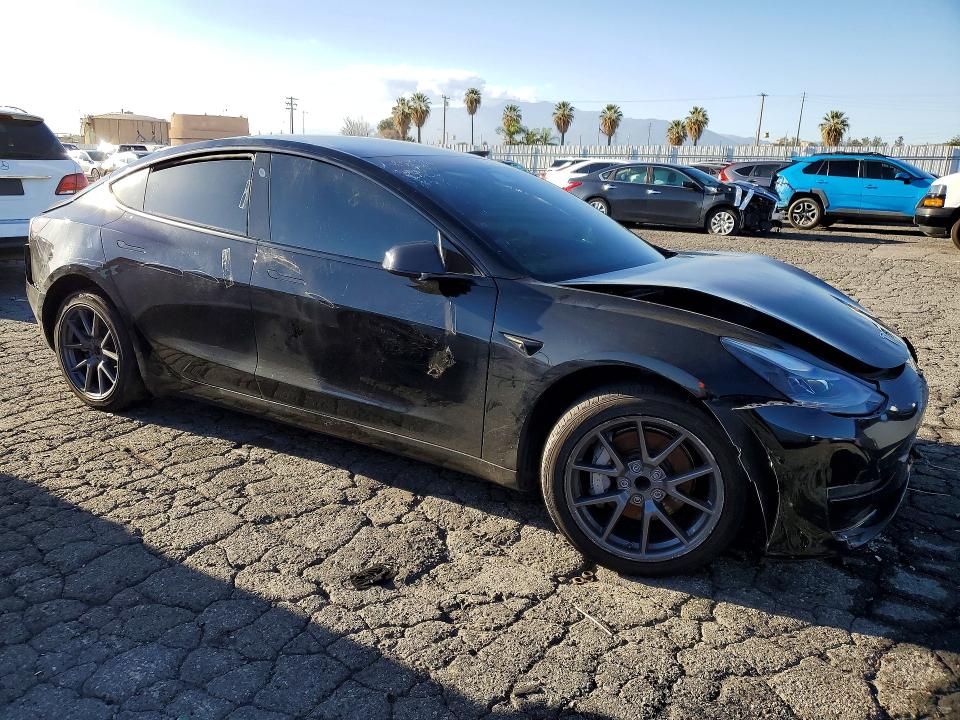 2021 Tesla Model 3 მანქანა იყიდება აუქციონზე, vin: 5YJ3E1EA3MF045396, აუქციონის ნომერი: 77264425