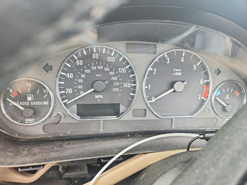 76900805 :رقم المزاد ، 4USCJ3332WLC15997 vin ، 1998 Bmw Z3 مزاد بيع