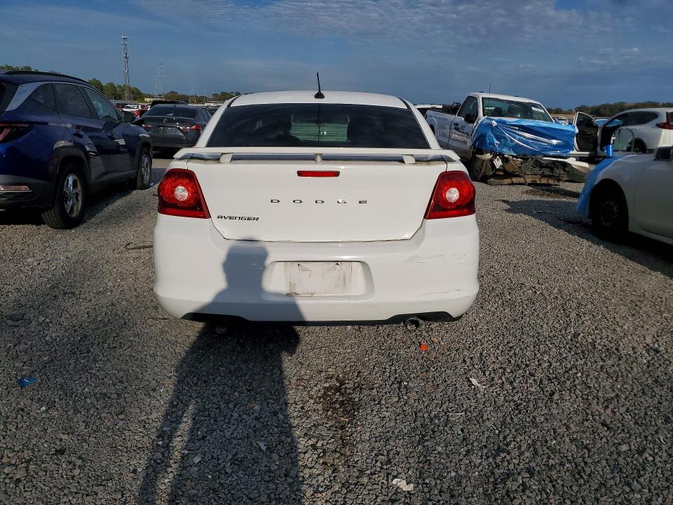 Продаж на аукціоні авто 2011 Dodge Avenger, vin: 1B3BD1FG7BN548981, номер лоту: 76847395