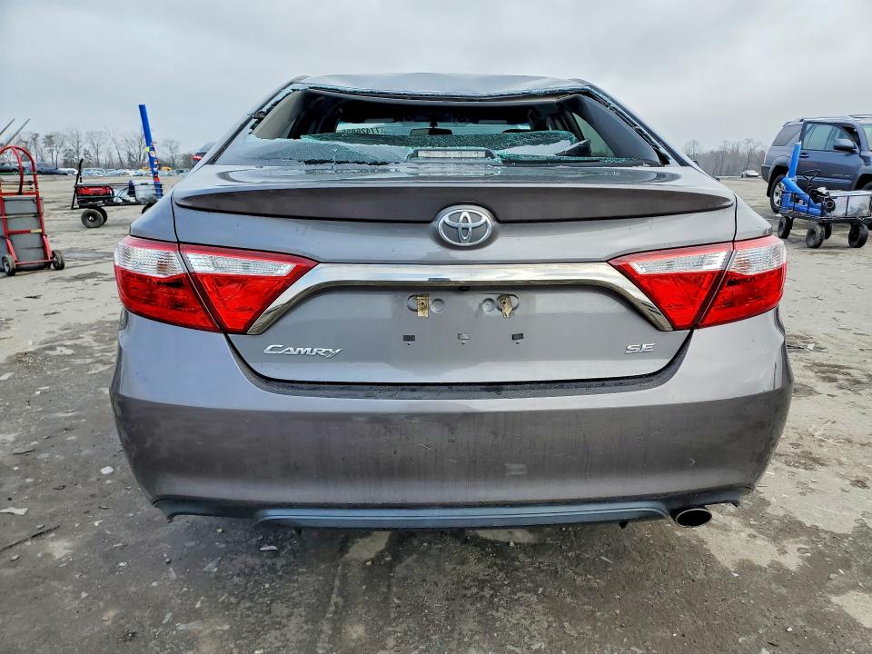 77426855 :رقم المزاد ، 4T1BF1FK3GU597259 vin ، 2016 Toyota Camry مزاد بيع