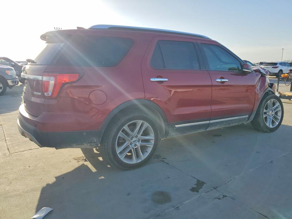 77212425 :رقم المزاد ، 1FM5K7FH3HGC05137 vin ، 2017 Ford Explorer مزاد بيع