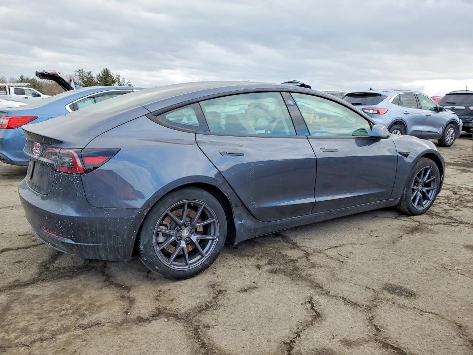 Продажа на аукционе авто 2023 Tesla Model 3, vin: 5YJ3E1EA4PF704137, номер лота: 76693795