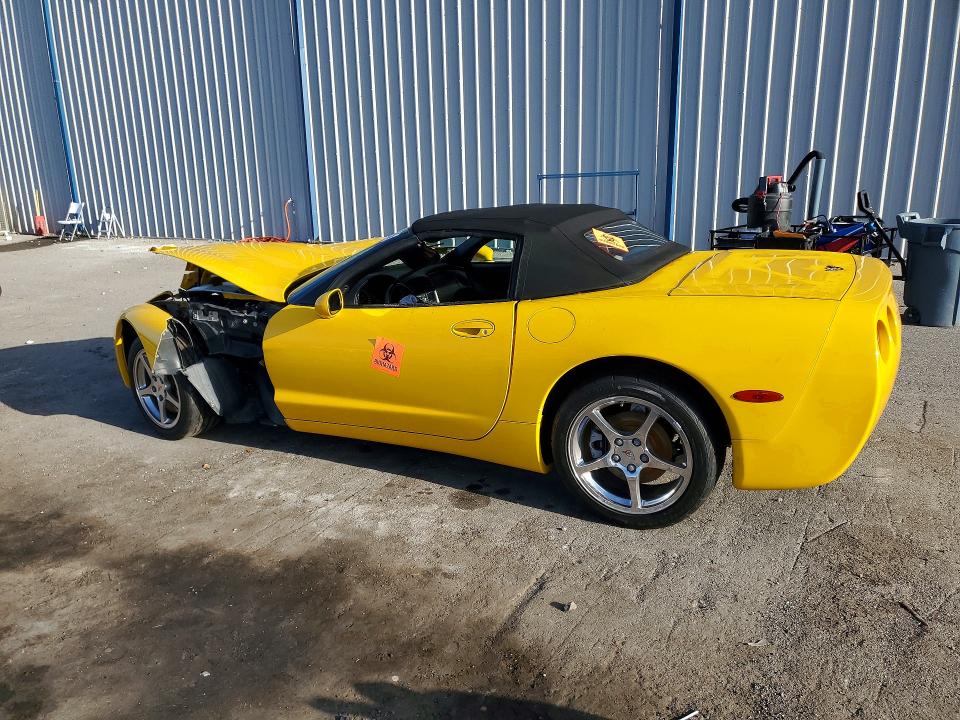 77886705 :رقم المزاد ، 1G1YY32G825117864 vin ، 2002 Chevrolet Corvette مزاد بيع