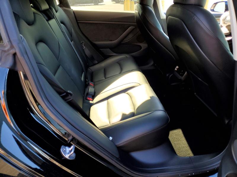 77382405 :رقم المزاد ، 5YJ3E1EA3NF331699 vin ، 2022 Tesla Model 3 مزاد بيع