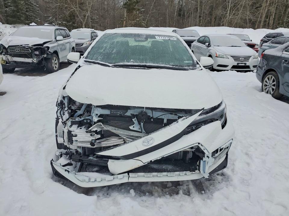 2026 Toyota Corolla მანქანა იყიდება აუქციონზე, vin: JTDBDMHEXT3029318, აუქციონის ნომერი: 77721975