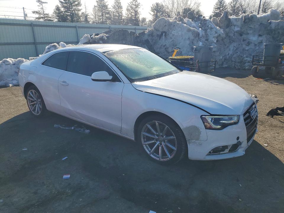 78038985 :رقم المزاد ، WAUCFAFR1FA028588 vin ، 2015 Audi A5 مزاد بيع