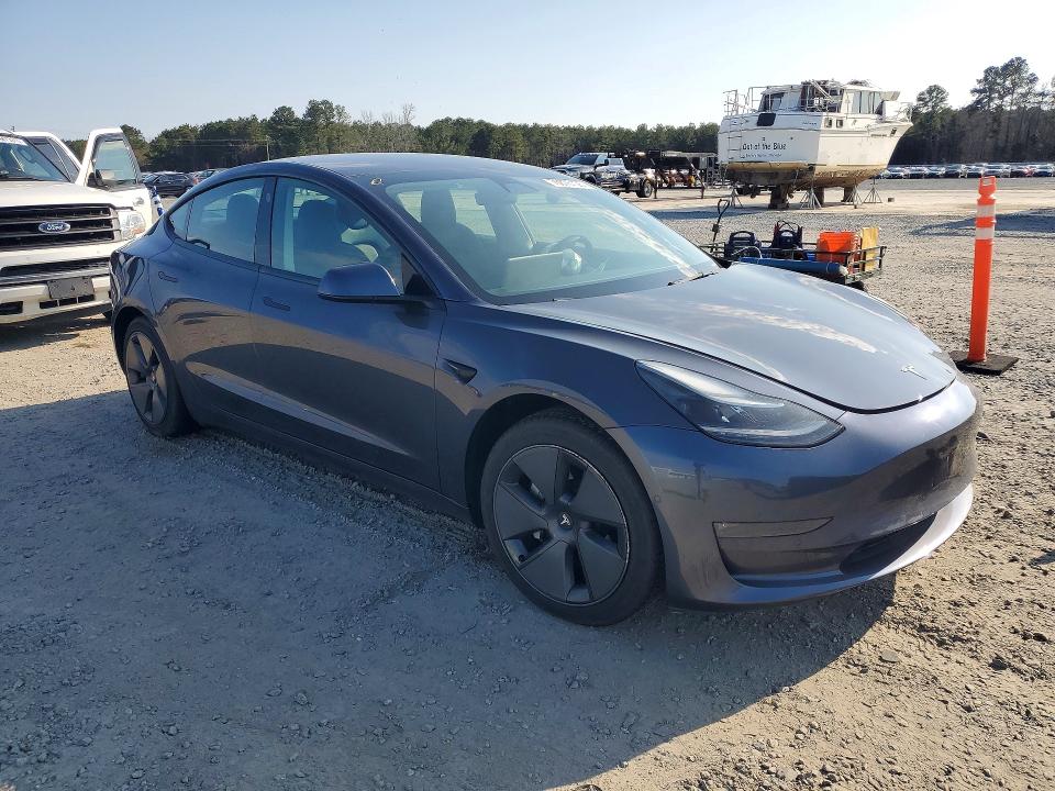 Продажа на аукционе авто 2022 Tesla Model 3, vin: 5YJ3E1EB8NF113170, номер лота: 76875135