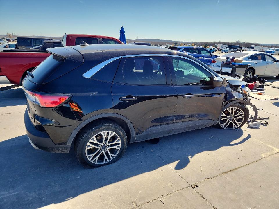 Продажа на аукционе авто 2022 Ford Escape, vin: 1FMCU9H91NUA45579, номер лота: 78509155