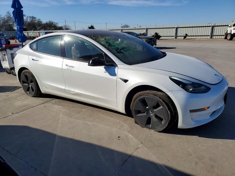 Продажа на аукционе авто 2023 Tesla Model 3, vin: 5YJ3E1EA5PF585062, номер лота: 77625065