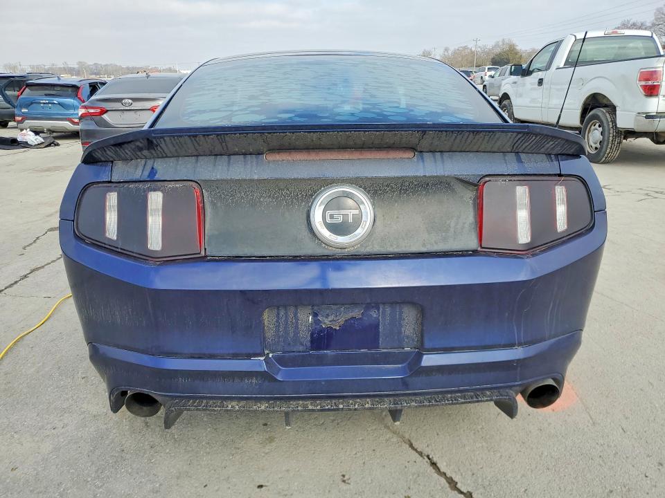Продажа на аукционе авто 2010 Ford Mustang, vin: 1ZVBP8CH3A5106240, номер лота: 74901075