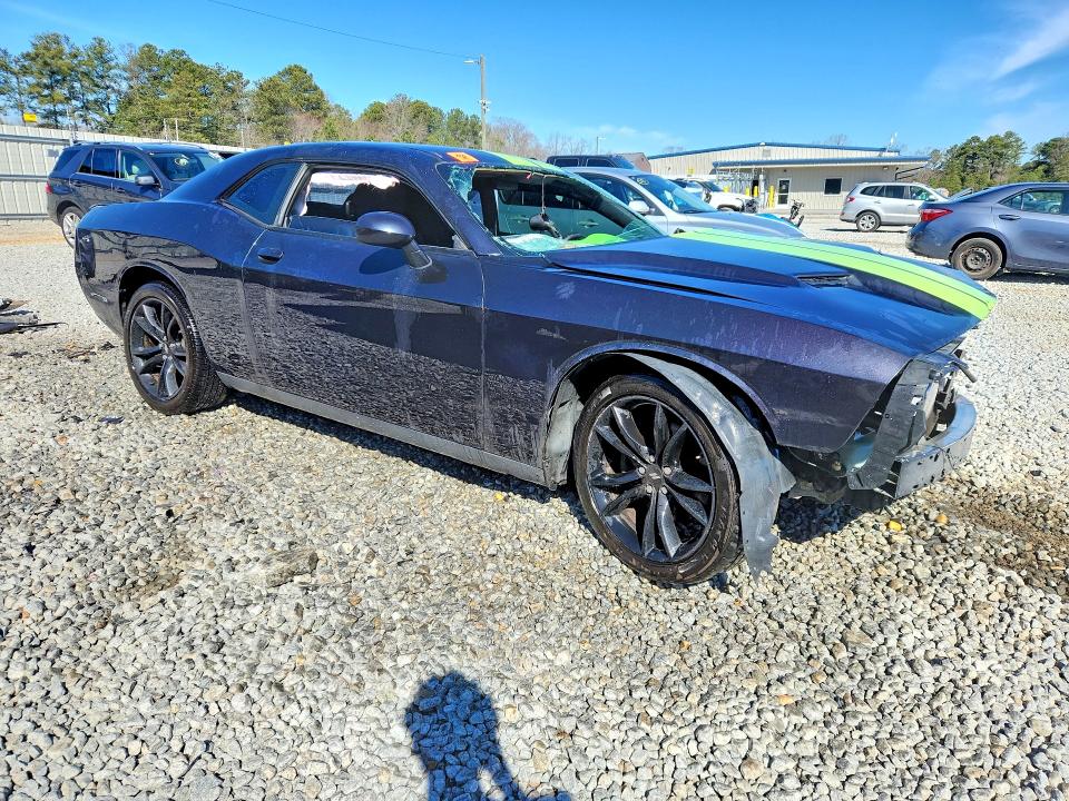 77574235 :رقم المزاد ، 2C3CDZBT9HH587260 vin ، 2017 Dodge Challenger مزاد بيع