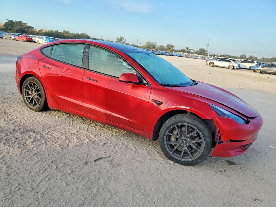 Продажа на аукционе авто 2022 Tesla Model 3, vin: 5YJ3E1EB4NF189744, номер лота: 76003325