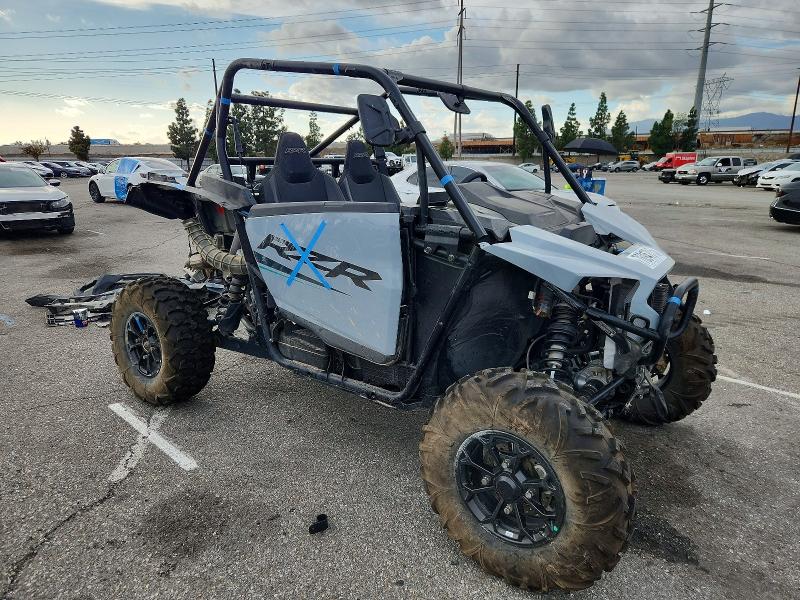 76947515 :رقم المزاد ، 3NSNEE998SF046443 vin ، 2025 Polaris Rzr مزاد بيع