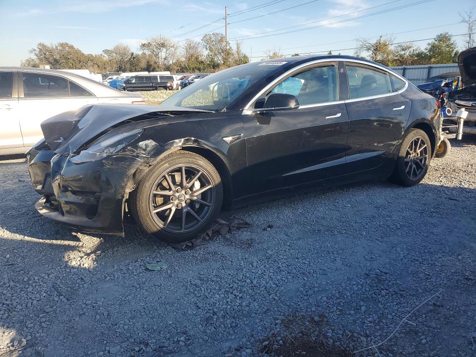 Продажа на аукционе авто 2020 Tesla Model 3, vin: 5YJ3E1EA1LF798861, номер лота: 75004895