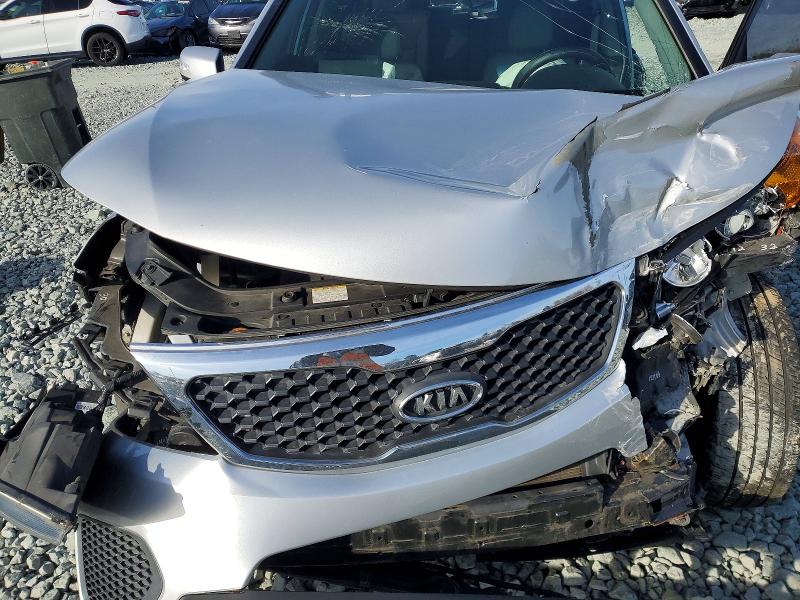 2012 Kia Sorento მანქანა იყიდება აუქციონზე, vin: 5XYKTDA2XCG287613, აუქციონის ნომერი: 78829095