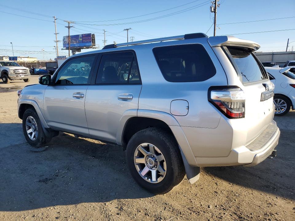 Продаж на аукціоні авто 2015 Toyota 4runner Sr, vin: JTEBU5JR6F5267934, номер лоту: 78356585